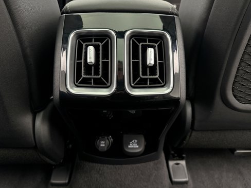 Used 2025 Kia Sorento SX Prestige image 22