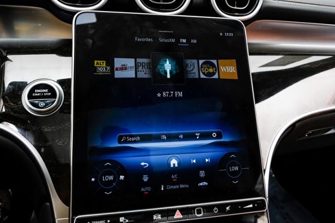 Used 2025 Mercedes-Benz GLC 300 image 29