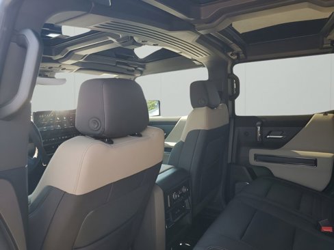 New 2026 GMC Hummer EV SUV image 17