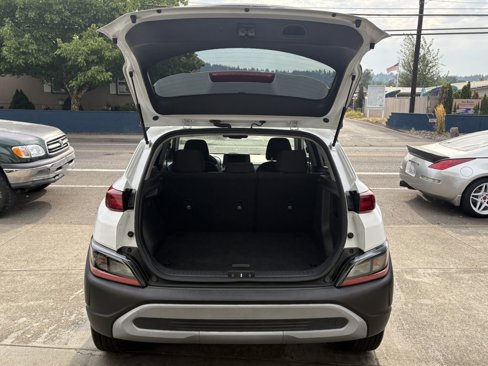 Used 2023 Hyundai Kona SEL image 9