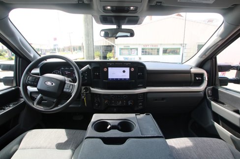 Used 2024 Ford F250 XLT image 13
