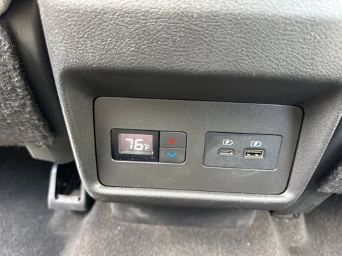 Used 2021 Nissan Rogue SL image 25