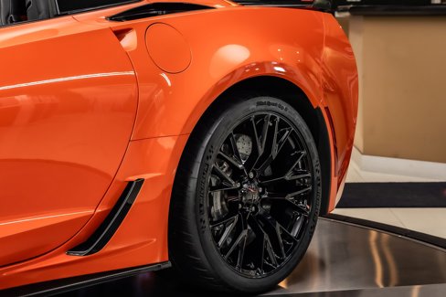 Used 2019 Chevrolet Corvette Z06 w/ Z07 Performance Package image 32