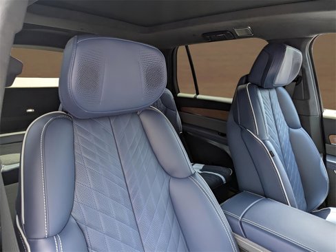 New 2026 Cadillac Vistiq Premium Luxury image 16