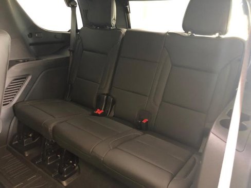 New 2025 GMC Yukon Denali w/ Sun & Power Step Package image 11
