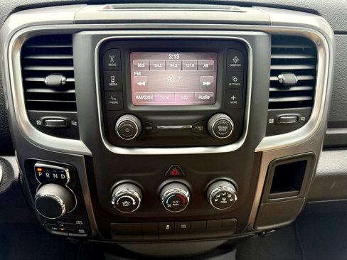 Used 2021 RAM 1500 Classic SLT image 37