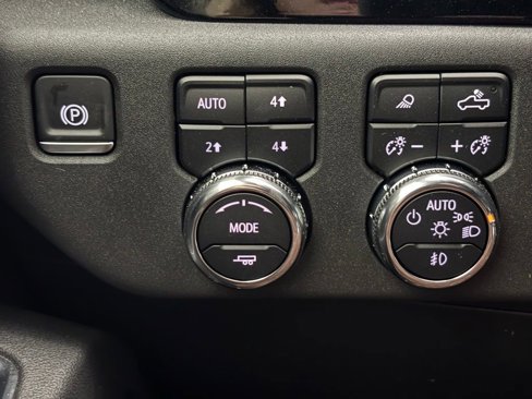 New 2025 GMC Sierra 1500 SLT w/ SLT Premium Package image 29