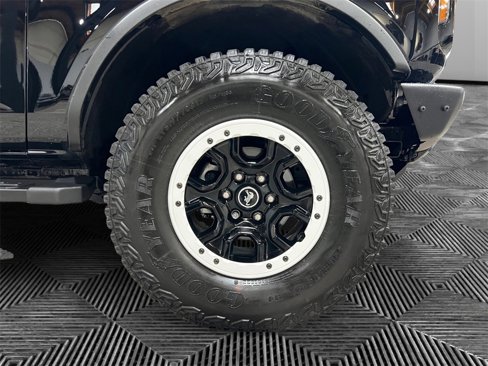 Used 2024 Ford Bronco Wildtrak image 11