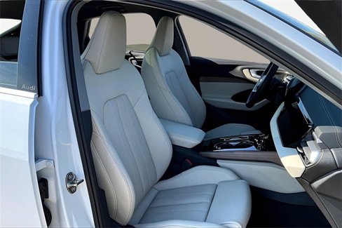 Used 2025 Audi A5 2.0T Prestige image 7