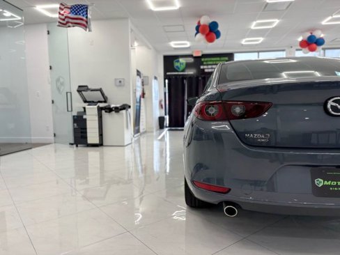 Used 2024 MAZDA MAZDA3 s image 13