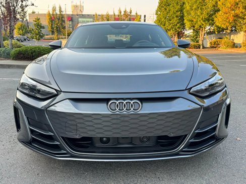 Used 2023 Audi e-tron GT Premium Plus image 3