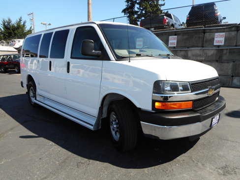 Used 2016 Chevrolet Express 3500 LT w/ LT Preferred Equipment Group image 1