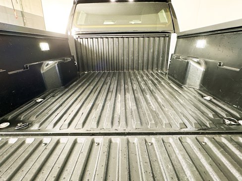 Used 2024 Toyota Tacoma TRD Off-Road image 29