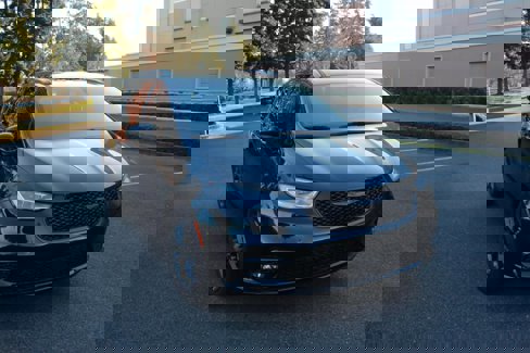 Used 2022 Chrysler Pacifica Touring-L image 3