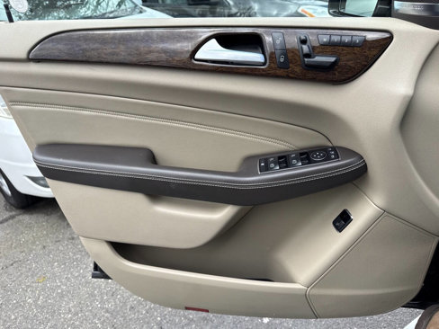 Used 2014 Mercedes-Benz ML 350 4MATIC image 27