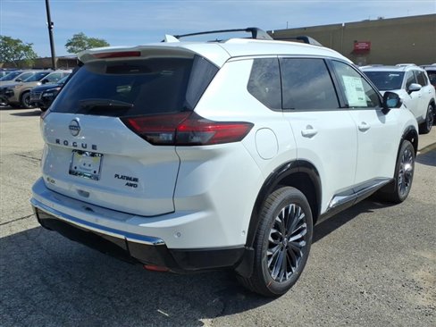 New 2026 Nissan Rogue Platinum image 7
