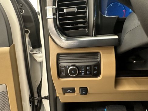 New 2026 Ford F250 Lariat image 44