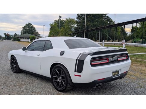 Used 2016 Dodge Challenger R/T Scat Pack image 5