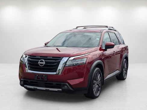 Used 2022 Nissan Pathfinder SL image 1