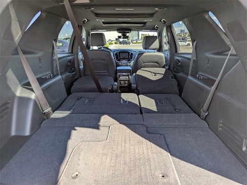 Certified 2022 Chevrolet Traverse Premier w/ Redline Edition image 39