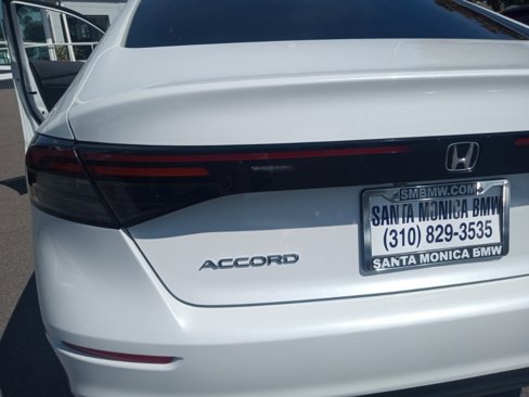 Used 2023 Honda Accord EX image 11