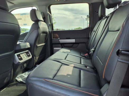 New 2025 Ford F250 Lariat image 13