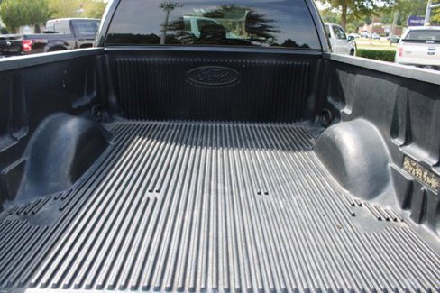 Used 2013 Ford F150 XLT w/ XLT Chrome Pkg image 16