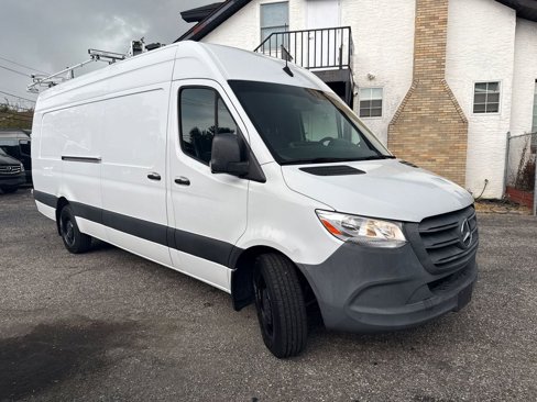 Used 2021 Mercedes-Benz Sprinter 2500 image 10