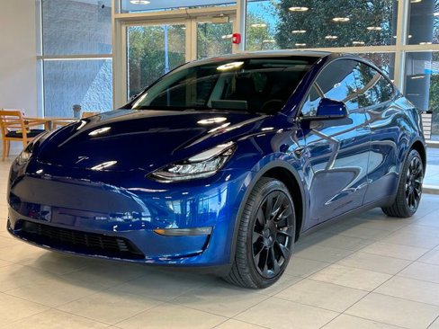 Used 2023 Tesla Model Y Long Range image 4