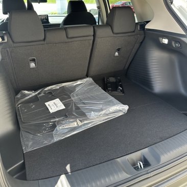 New 2026 Honda HR-V LX image 13