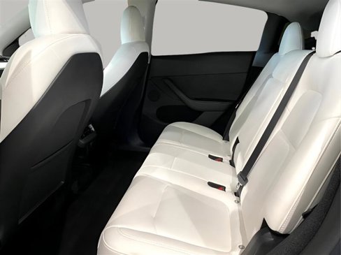 Used 2023 Tesla Model Y Long Range image 15