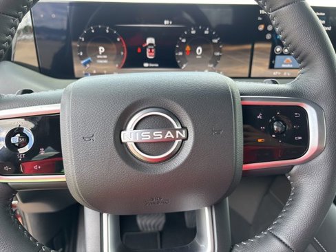 New 2025 Nissan Armada Platinum image 13