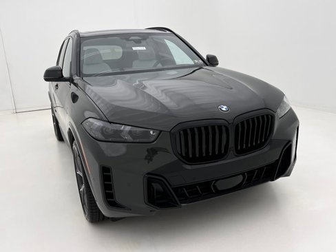 New 2026 BMW X5 xDrive40i w/ M Sport Package image 3