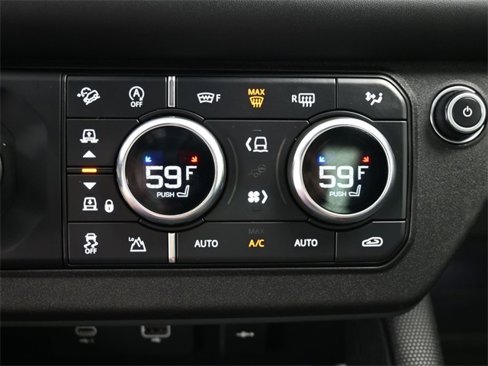 Used 2021 Land Rover Defender 110 X-Dynamic HSE image 28