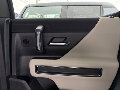 New 2026 GMC Hummer EV 4x4 Crew Cab image 28