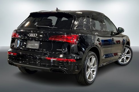 Certified 2025 Audi Q5 2.0T Premium image 13