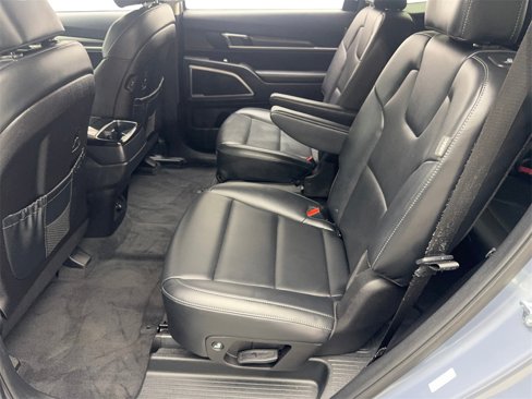 Used 2025 Kia Telluride S image 31