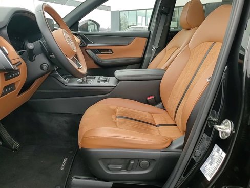 Certified 2025 MAZDA CX-70 3.3 Turbo S w/ Premium Plus image 16