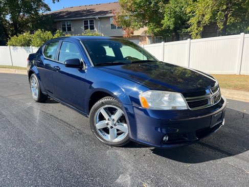 Used 2013 Dodge Avenger SXT w/ Cold Weather Group image 1