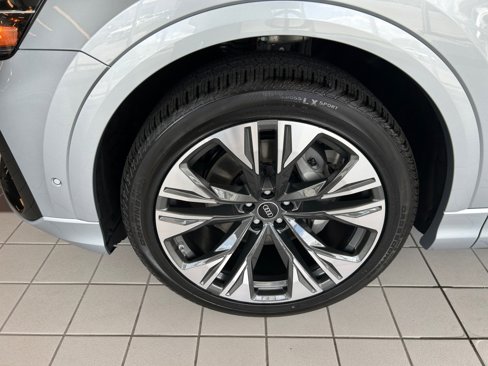 New 2025 Audi Q8 Premium Plus image 27