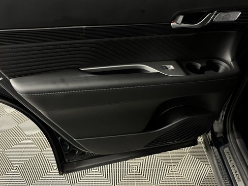 Used 2025 Hyundai Palisade Calligraphy image 31