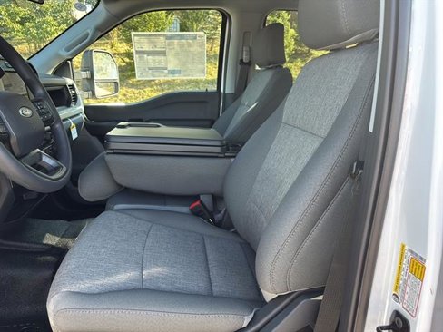 New 2026 Ford F250 XL image 10