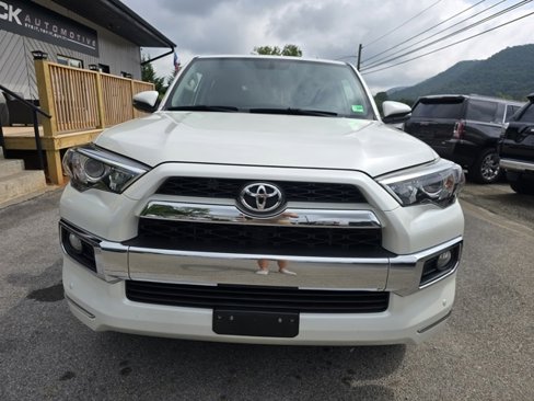 Used 2018 Toyota 4Runner Limited image 6