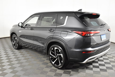 New 2025 Mitsubishi Outlander SEL image 8