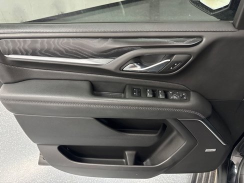 Used 2022 GMC Yukon XL Denali image 10