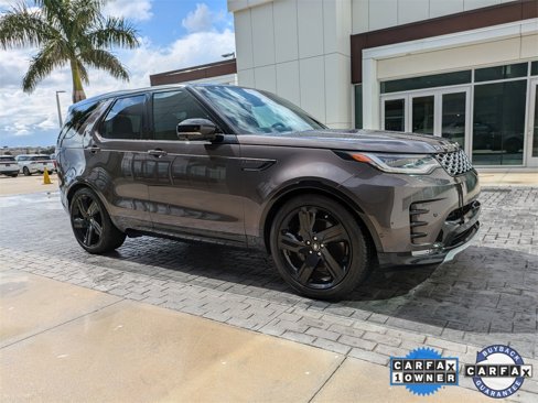 Certified 2024 Land Rover Discovery Metropolitan Edition image 2