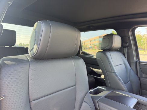 New 2025 Toyota Tundra Platinum image 23