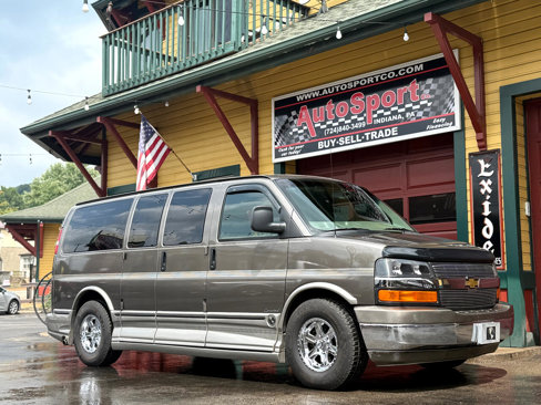 Used 2004 Chevrolet Express 1500 w/ LS Preferred Equipment Group image 1