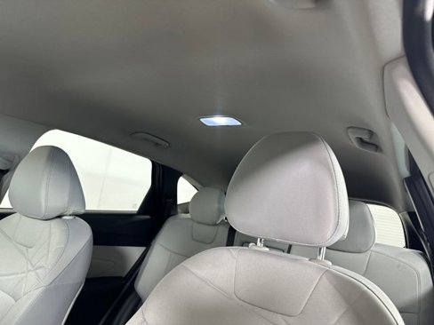 Certified 2025 Hyundai Tucson SE image 12