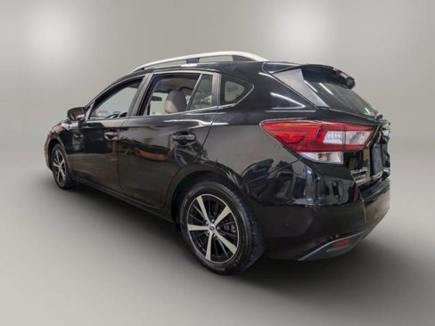 Used 2019 Subaru Impreza 2.0i Premium image 3